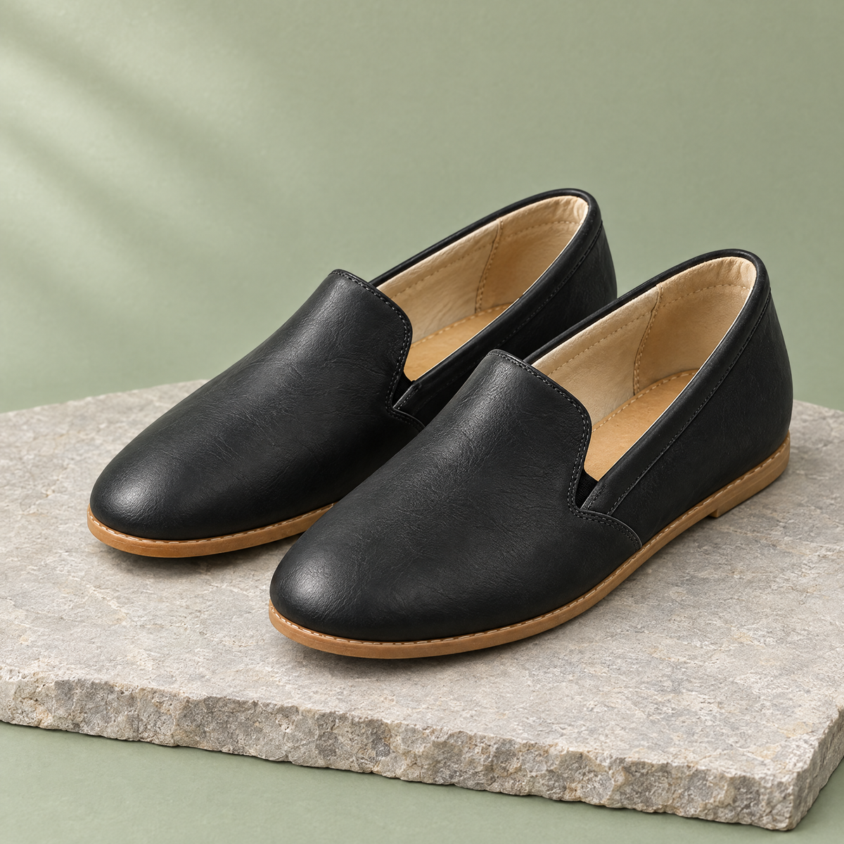 Bark grounding slip-on in Charcoal Black