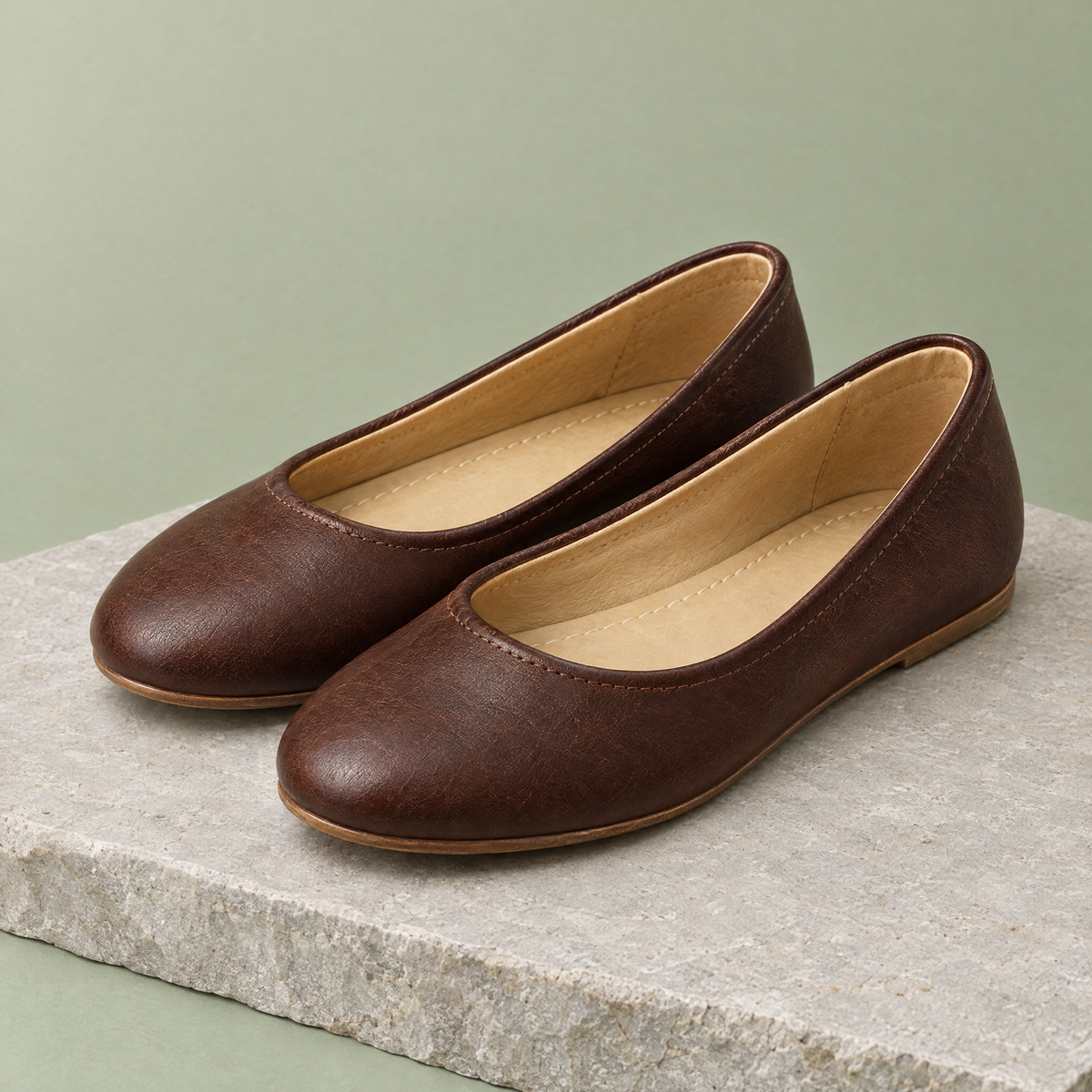 Sedge grounding ballet flat in Cacao Brown