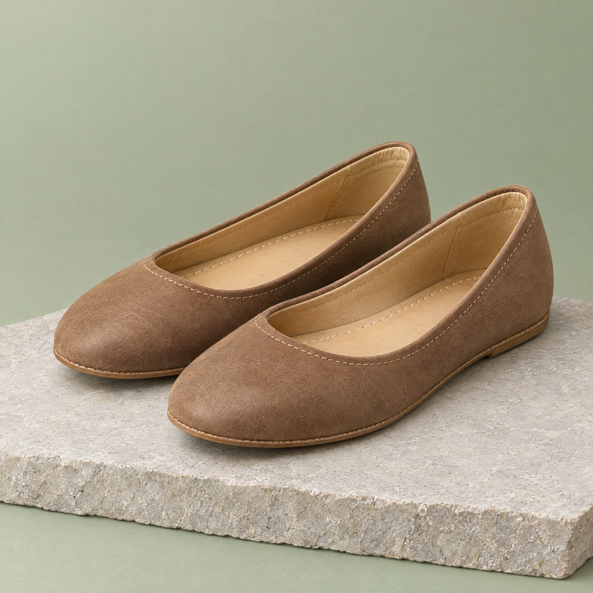 Sedge grounding ballet flat in Beige Brown