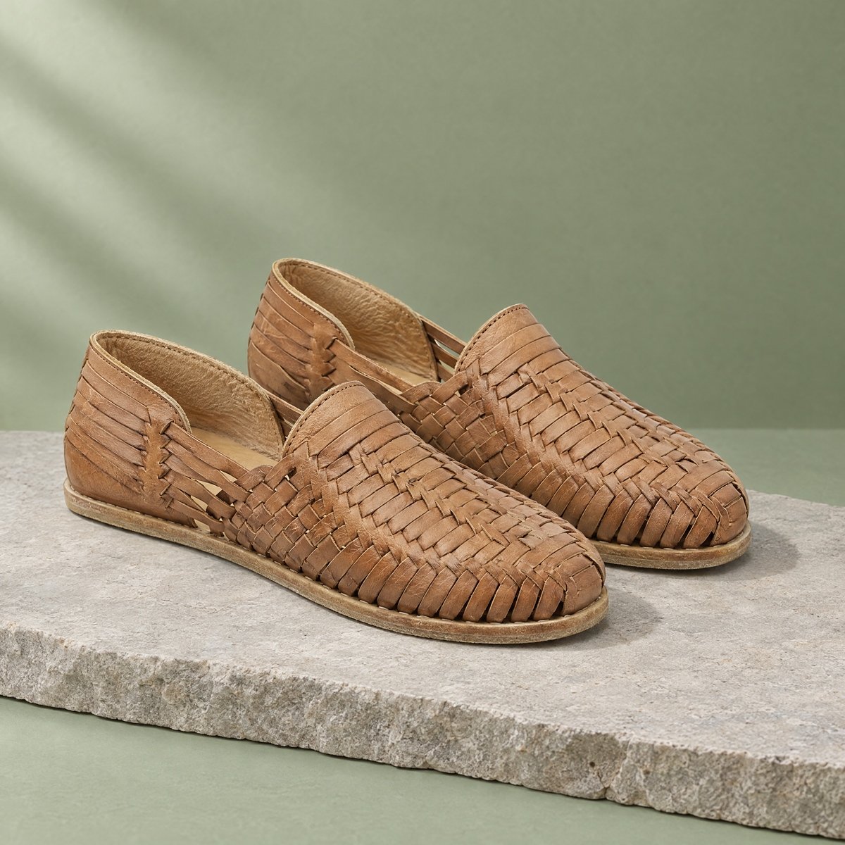 Mesa woven grounding huarache in Nevada Brown