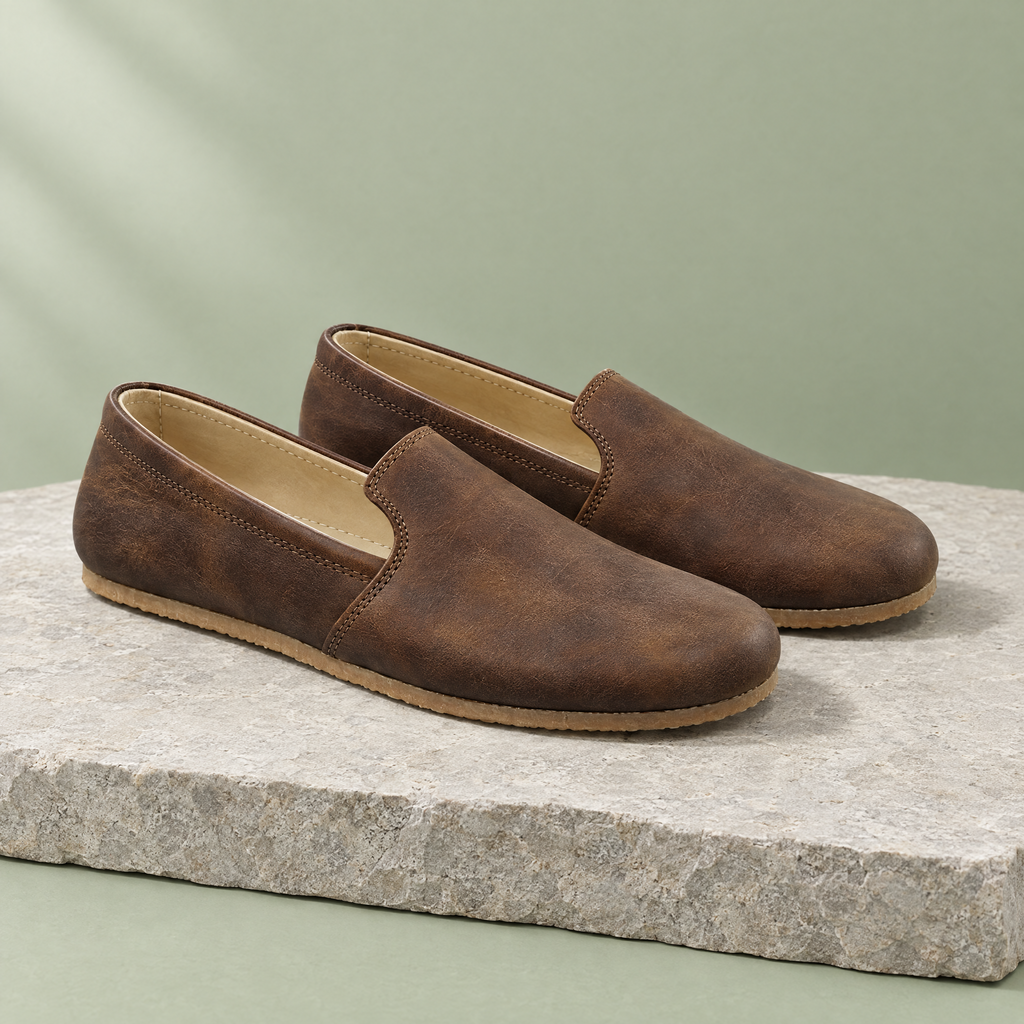 Moss grounding grip slip-on in Brentwood Brown, three-quarter view