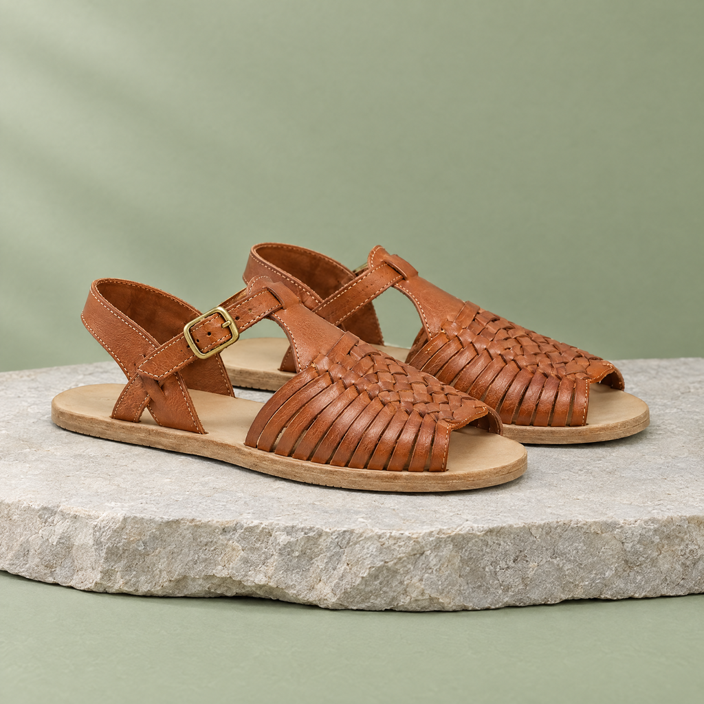 Agave grounding open-toe huarache sandal in Hazelnut Brown, three-quarter view