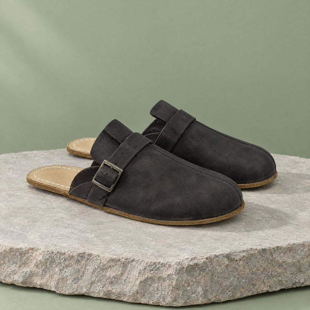 Hearth grounding clog in Rustic Stone Black