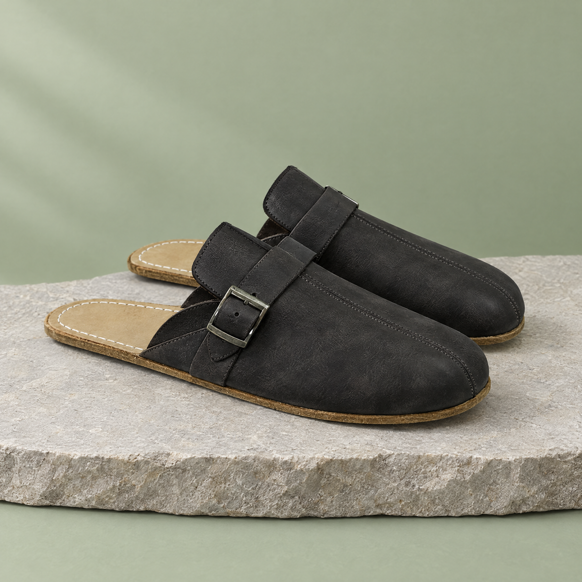 Hearth grounding clog in Classic Stone Black