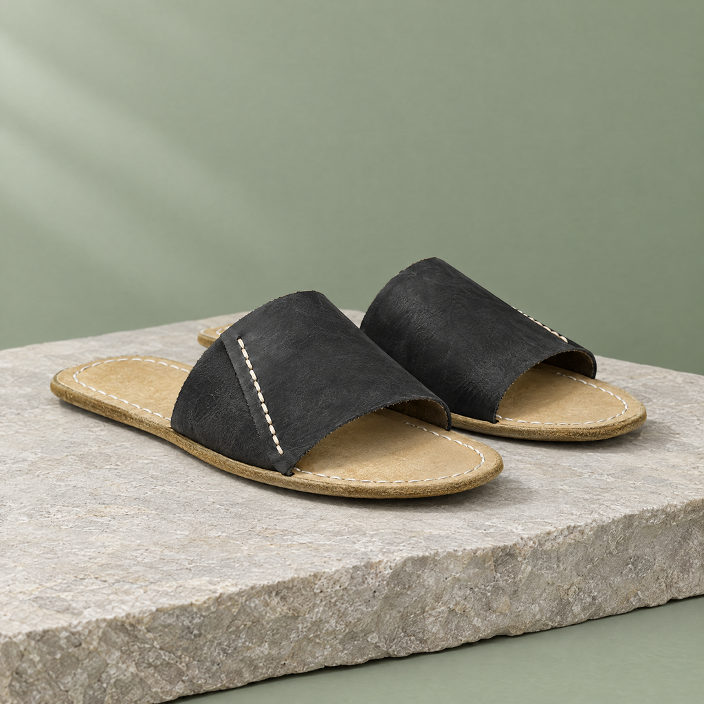 Shore grounding slide sandal in Stone Black