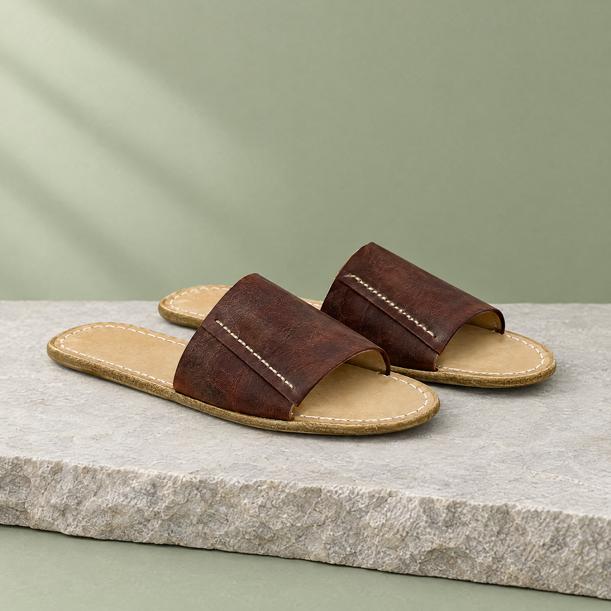 Shore grounding slide sandal in Brentwood Brown