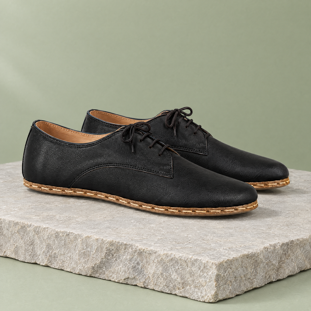 Rowan grounding lace-up in Charcoal Black